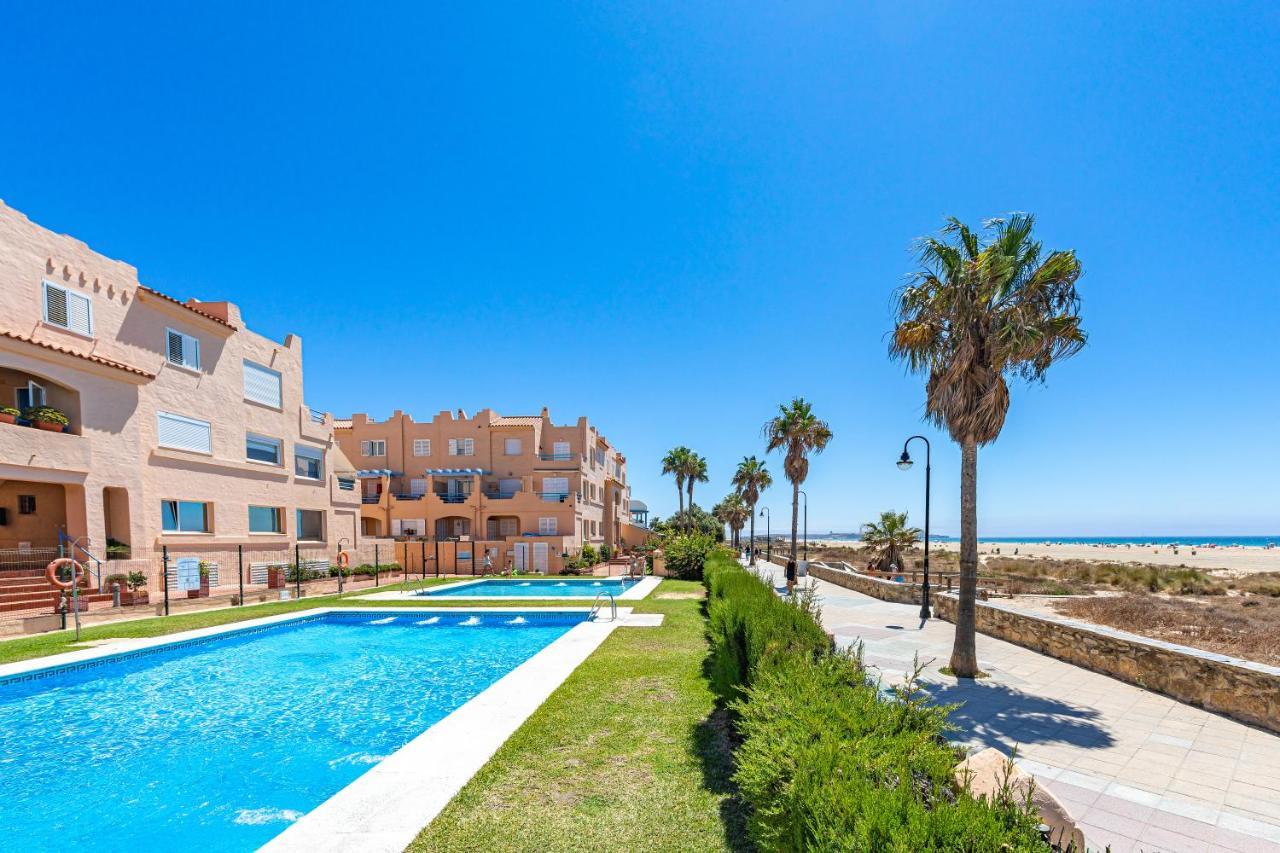 Beachfront, Pool, Terrace & Wifi Tarifa Exterior foto